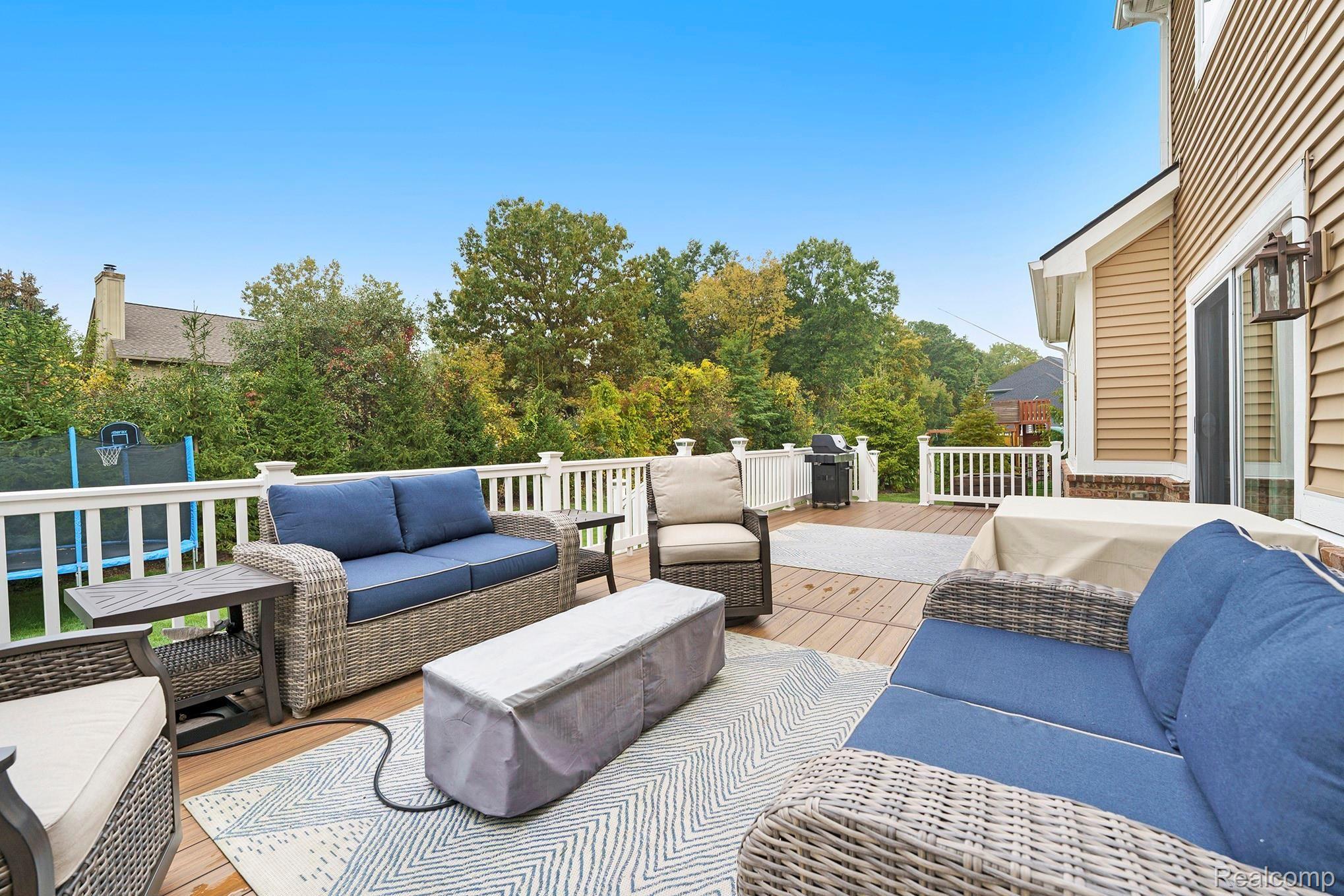 4107 Inverrary Court Commerce Township, MI 48382 - Photo 35 of 42 DSC00918.jpg
