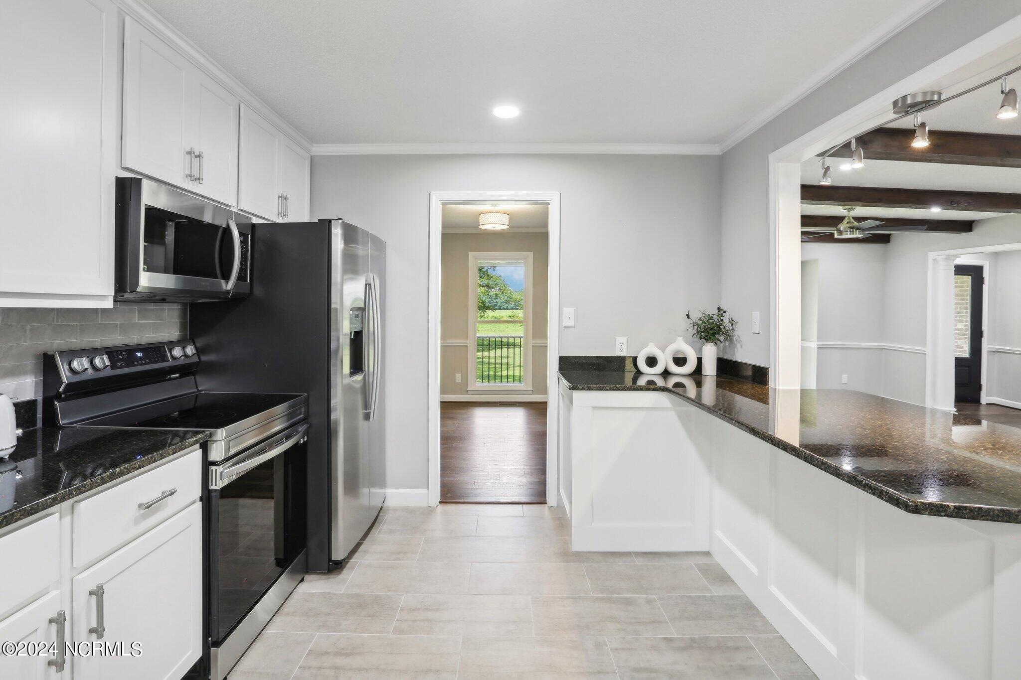 286 Loften Road Newton Grove, NC 28366 - Photo 11 of 31 Loften Rd-023