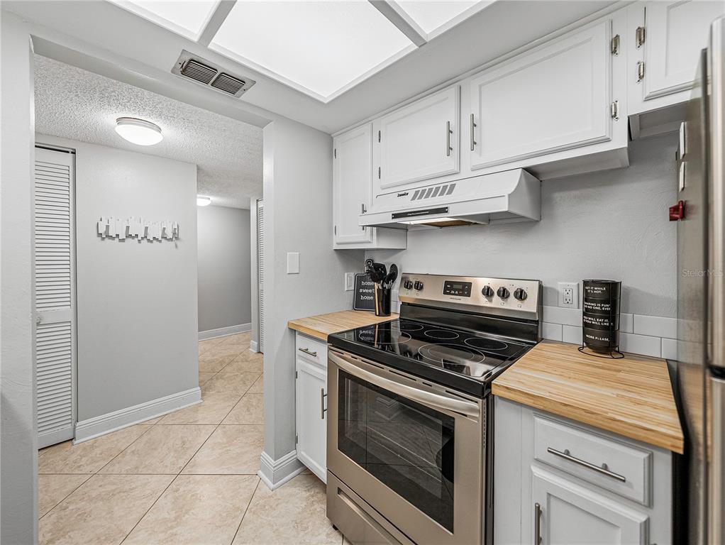 9700 Starkey Road, Unit 312 Seminole, FL 33777 - Photo 11 of 44