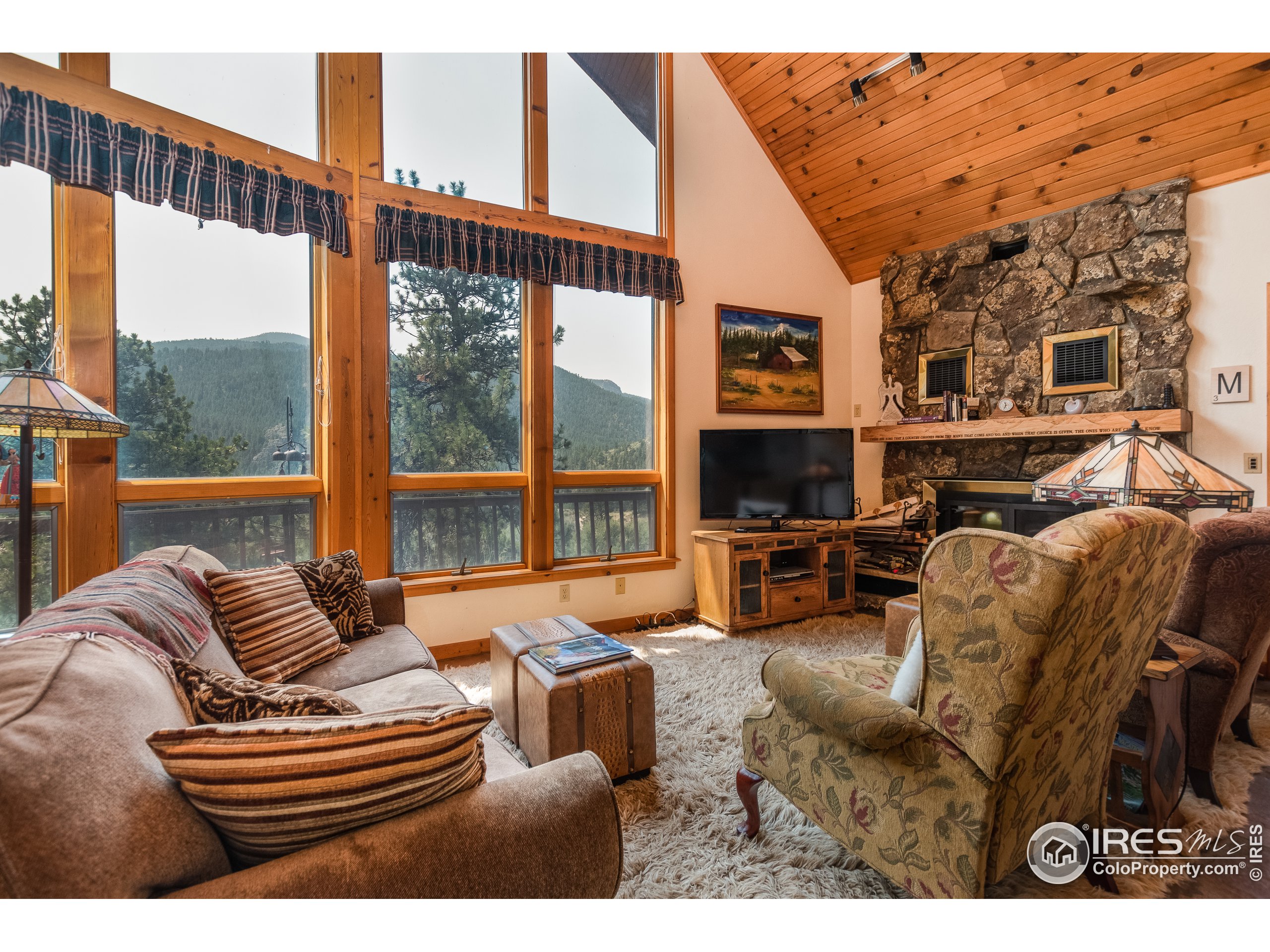 318 Dunraven Glade Road Drake, CO 80515 - Photo 6 of 38