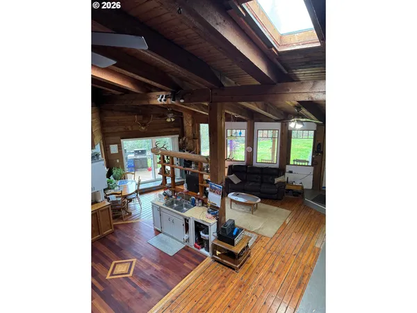 $350,000 | 27201 High Deck Road, Cascadia, OR 97329