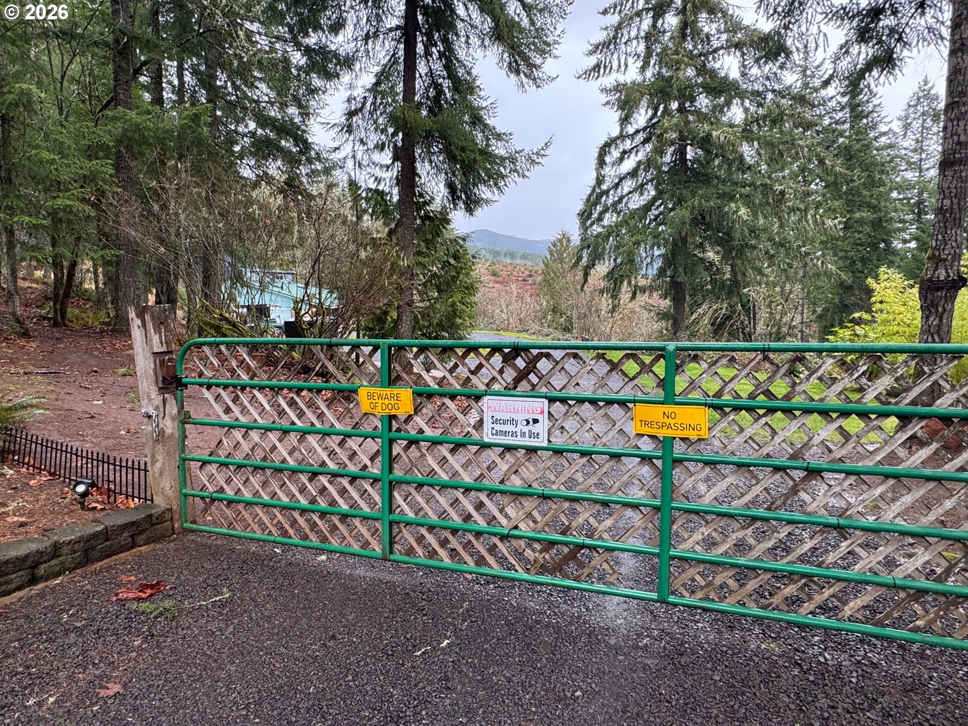 27201 High Deck Road Cascadia, OR 97329 - Photo 2 of 38