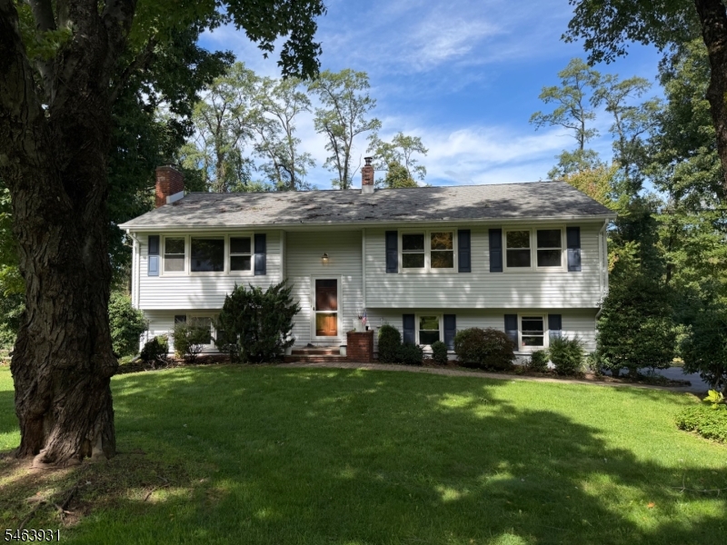 7 Valleyview Road Chester, NJ 07930 - Photo 1 of 18 Gallery Image 1