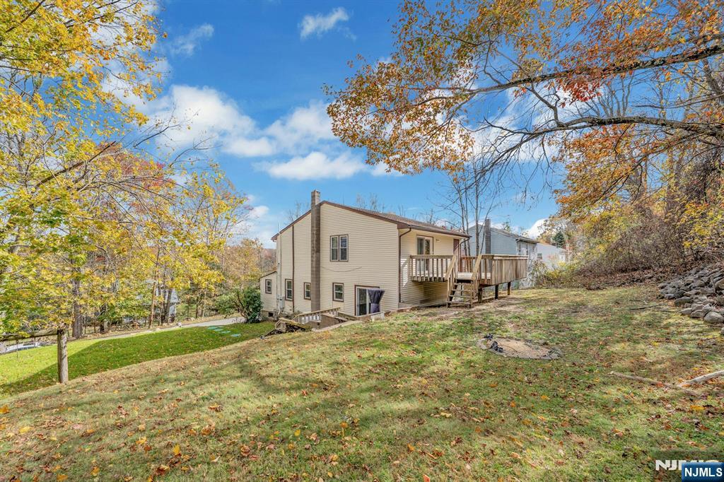 39 Delaware Road West Milford, NJ 07421 - Photo 2 of 41