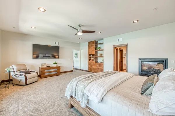 $4,100,000 | 44687 Lakeview Drive, Shaver Lake, CA 93664
