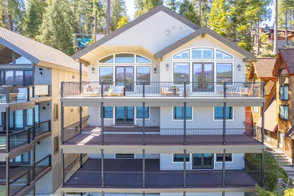 $4,100,000 | 44687 Lakeview Drive, Shaver Lake, CA 93664