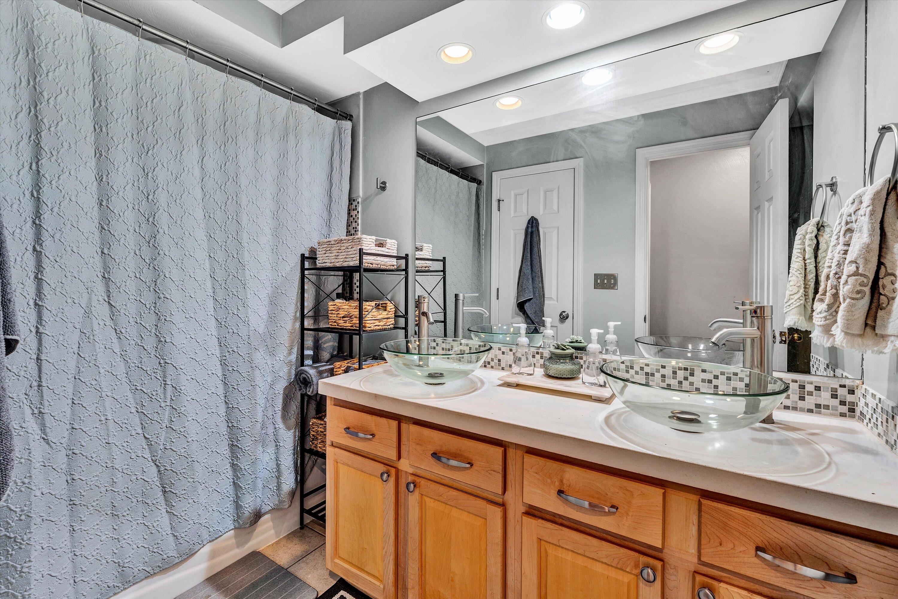 1921 Sheffield Road Southwest Roanoke, VA 24015 - Photo 14 of 33 15-DSC00247