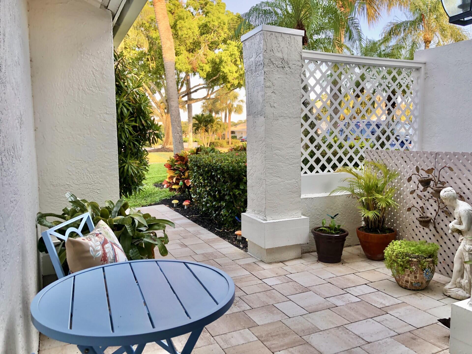 5661 Southeast Foxcross Place Stuart, FL 34997 - Photo 14 of 62 Patio 2