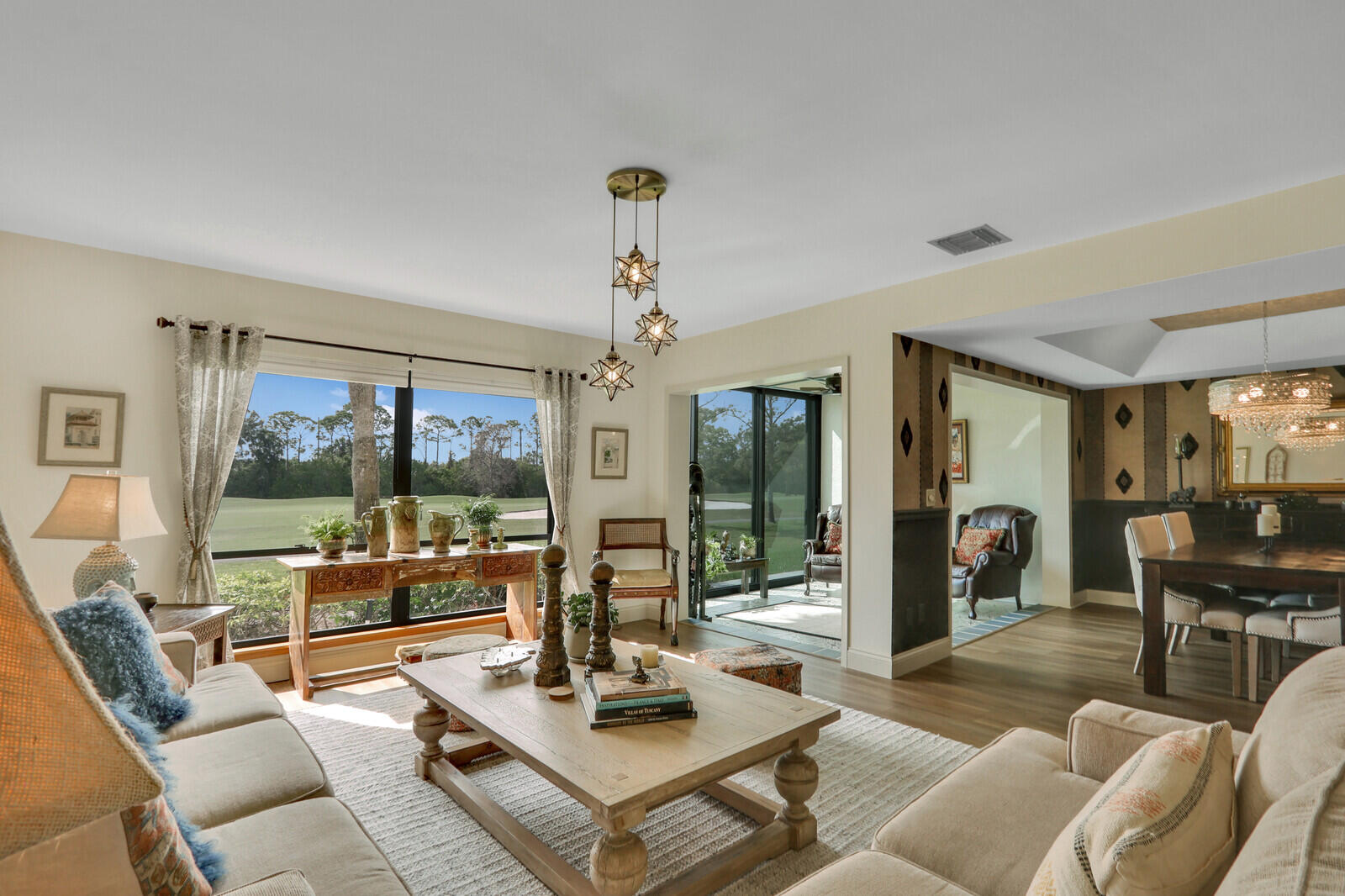 5661 Southeast Foxcross Place Stuart, FL 34997 - Photo 21 of 62 Living room/Dining