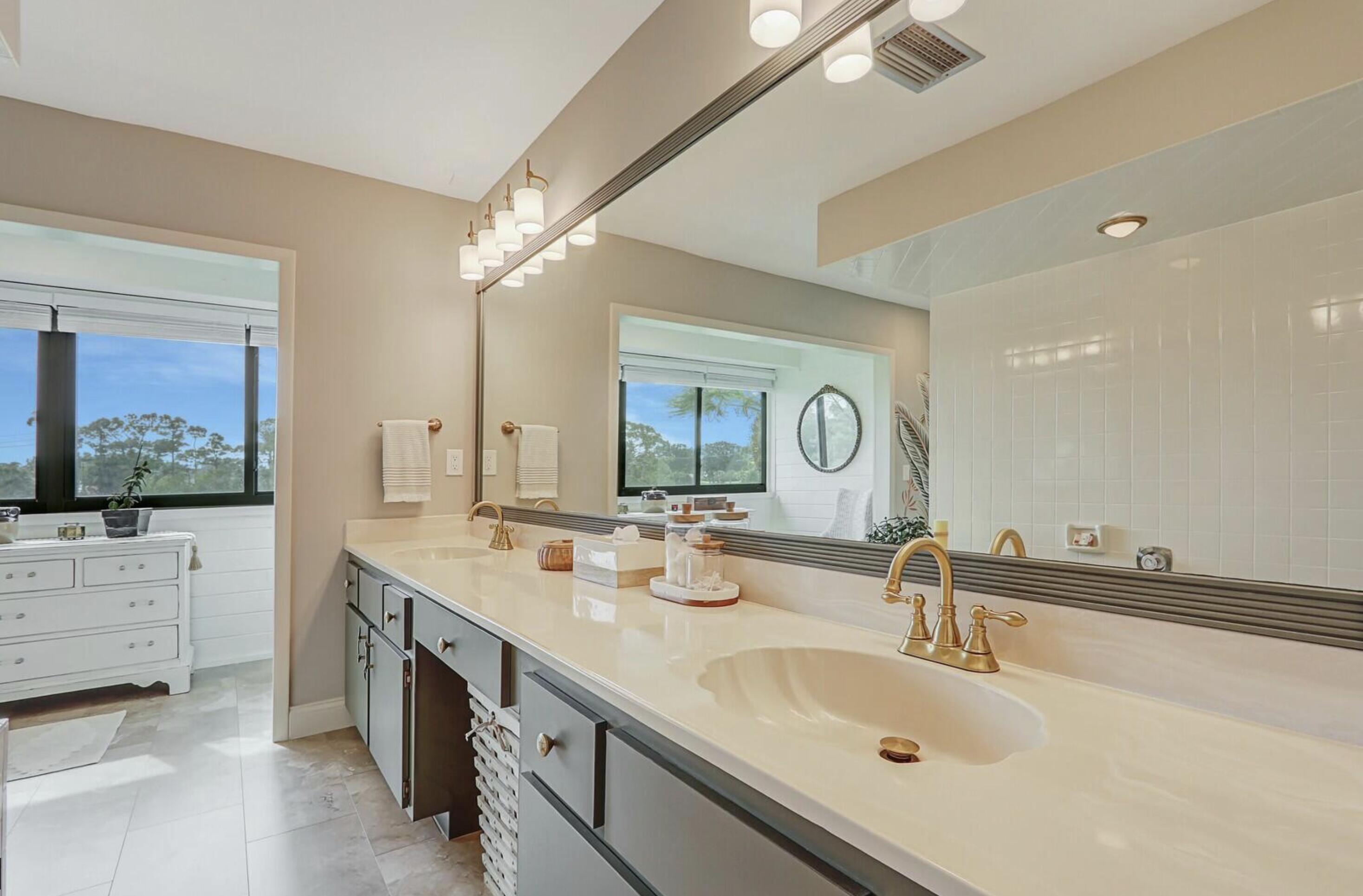 5661 Southeast Foxcross Place Stuart, FL 34997 - Photo 43 of 62 Master Bath 2