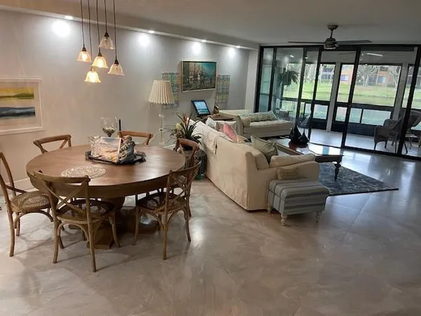 $2,550 | 11230 Green Lake Drive, Unit 103, Boynton Beach, FL 33437