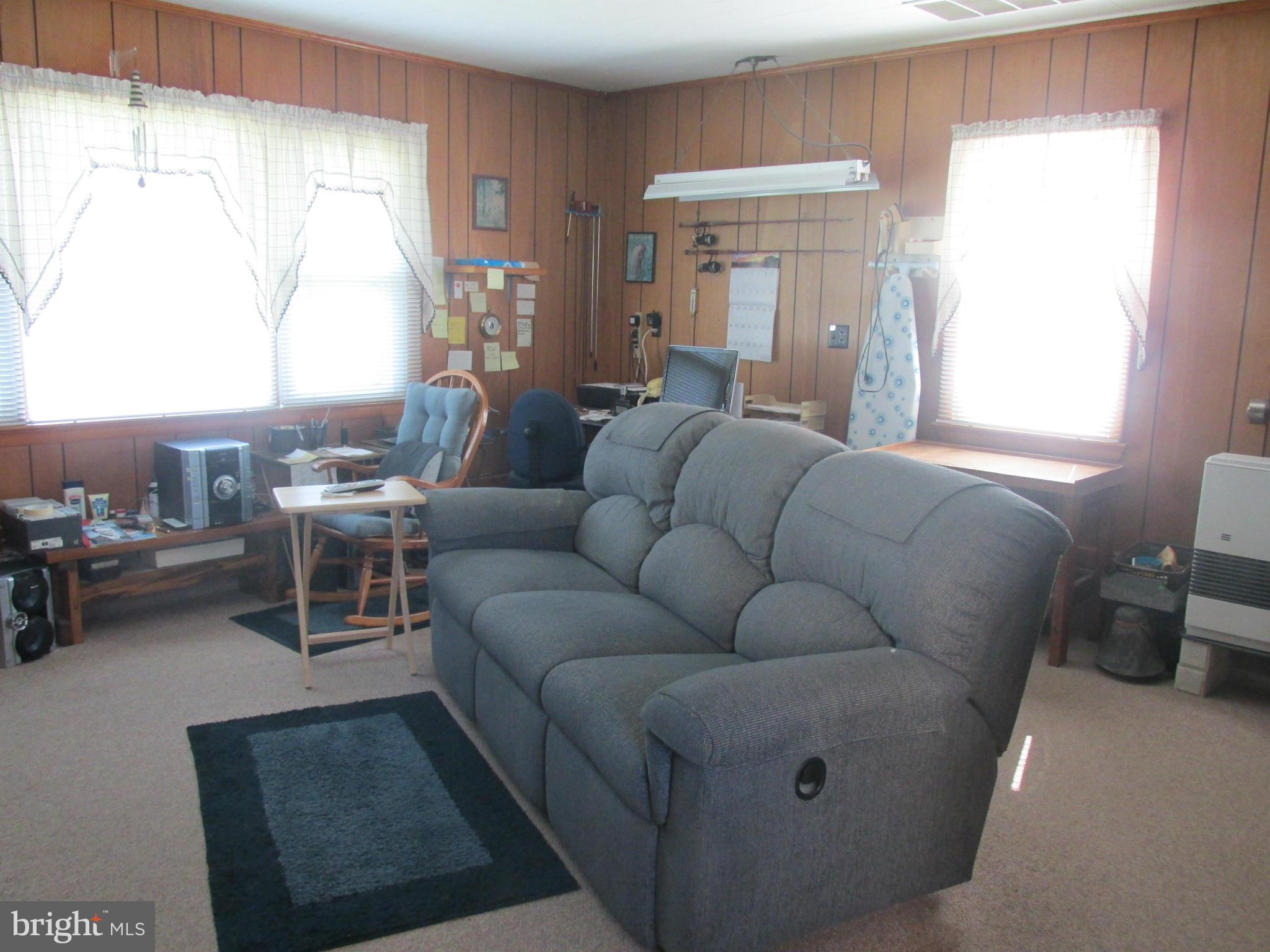 102 Mapleton Street Hurlock, MD 21643 - Photo 22 of 30 Interior (General)