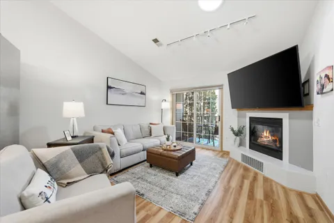 $314,900 | 2050 Pine Ridge Court, Unit D, Grafton, WI 53024