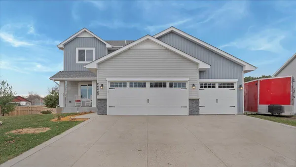 $449,900 | 26420 22nd Street West, Zimmerman, MN 55398