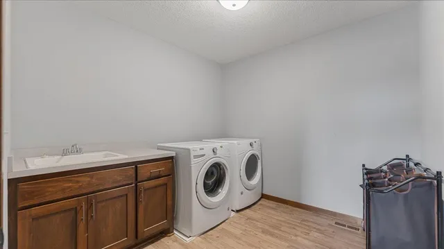 $449,900 | 26420 22nd Street West, Zimmerman, MN 55398