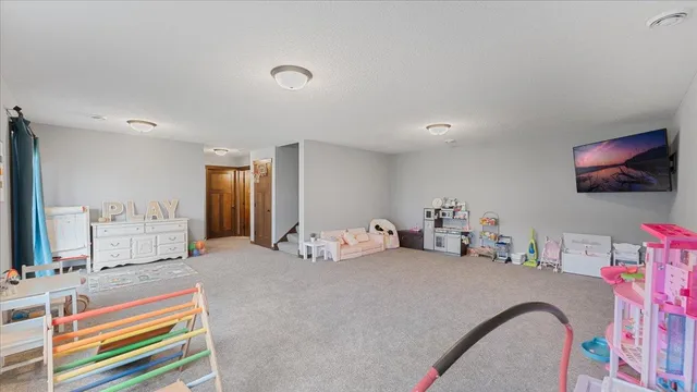 $449,900 | 26420 22nd Street West, Zimmerman, MN 55398