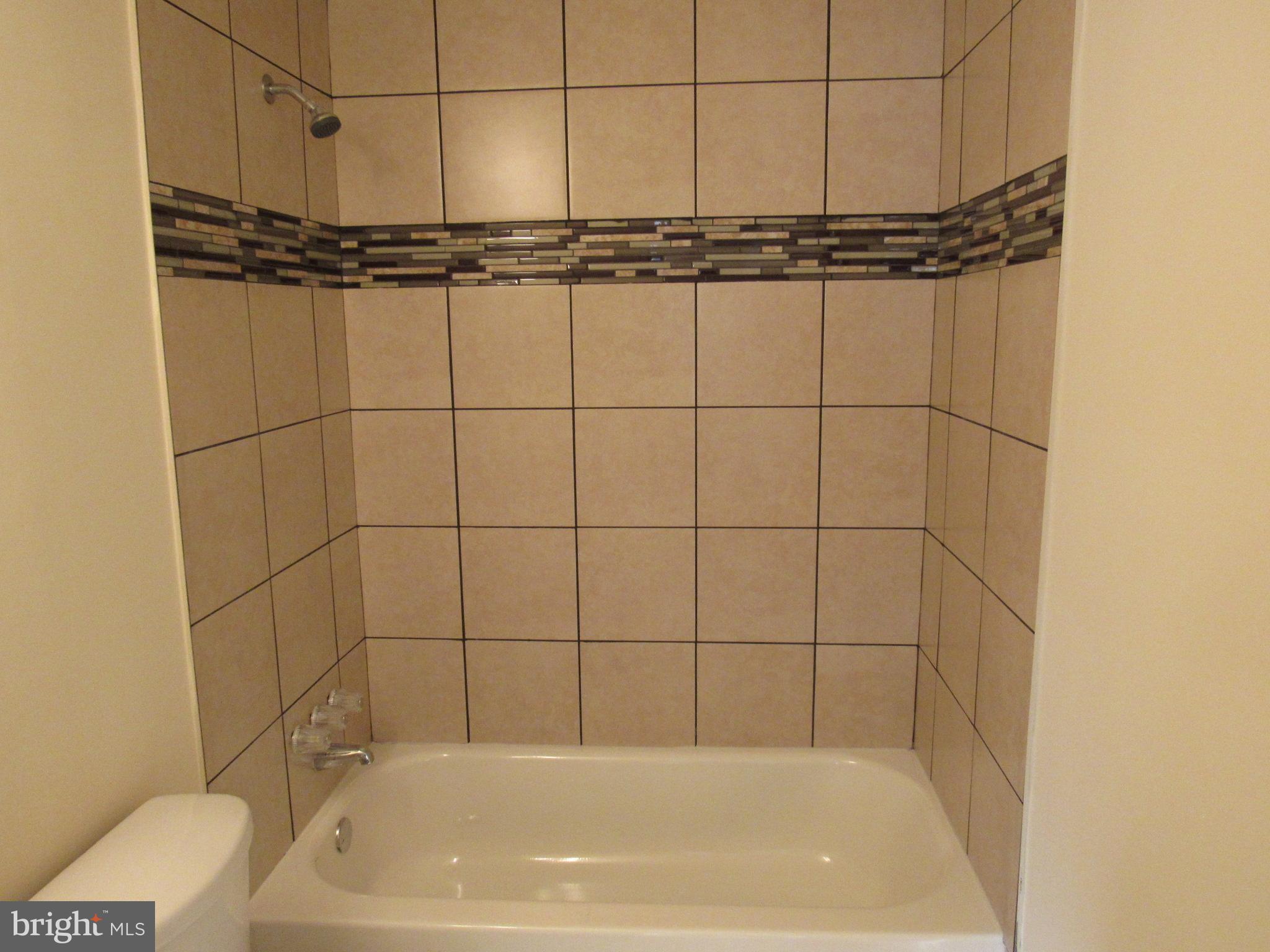 12177 Dove Circle Laurel, MD 20708 - Photo 26 of 27 Bath (Master)