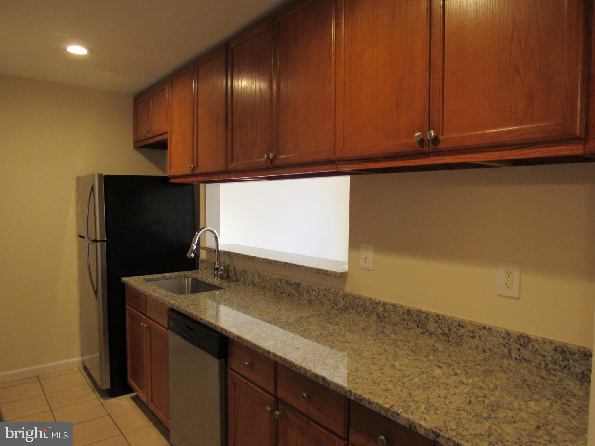12177 Dove Circle Laurel, MD 20708 - Photo 6 of 27 Kitchen