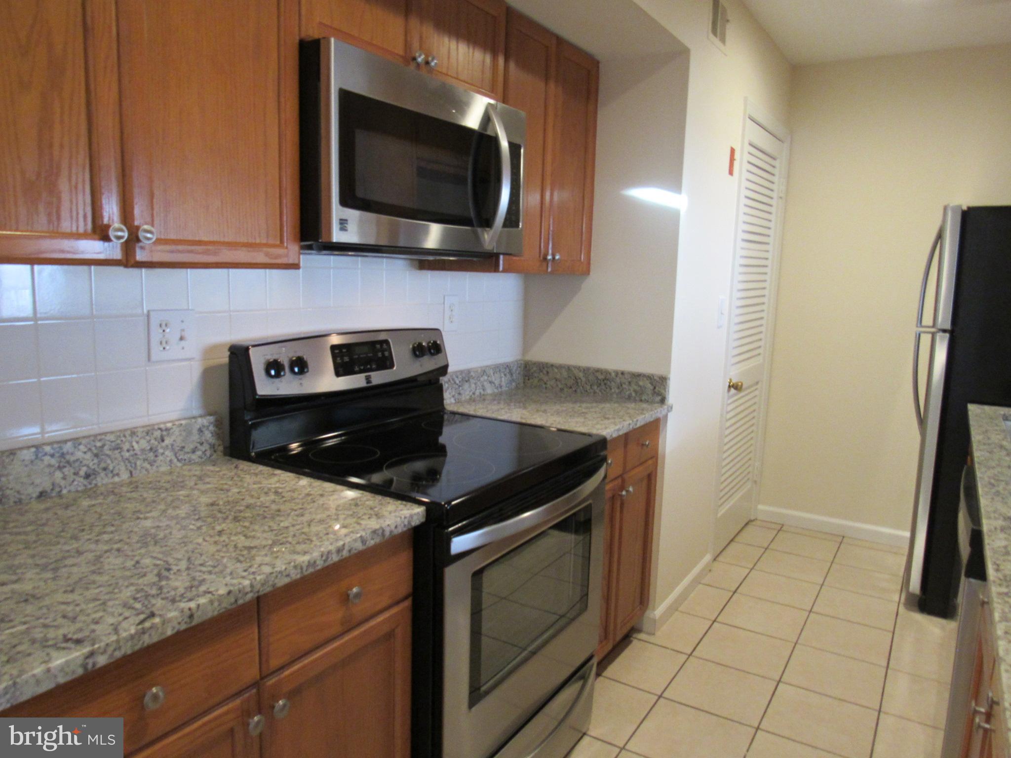 12177 Dove Circle Laurel, MD 20708 - Photo 7 of 27 Kitchen