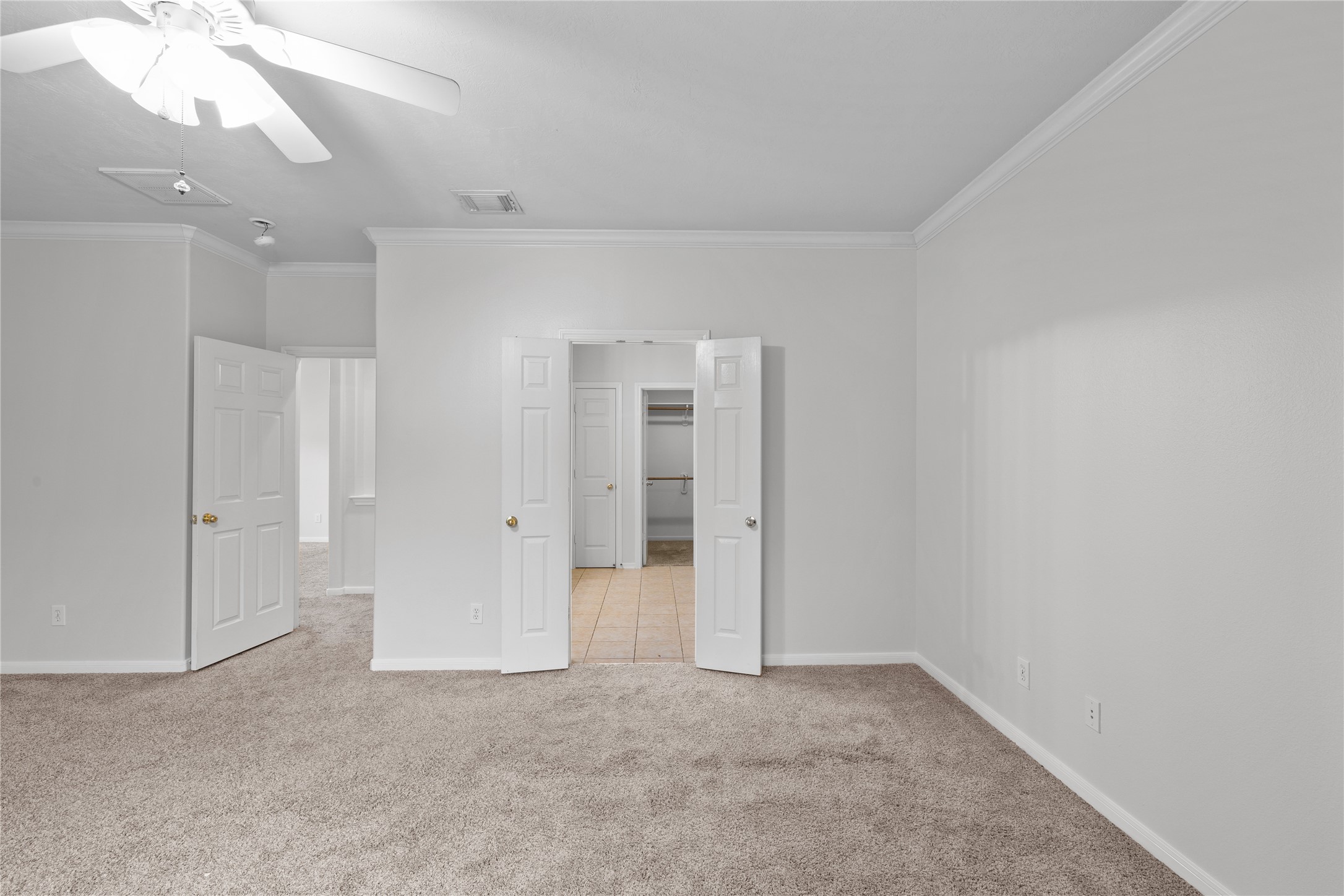 107 West Burberry Circle The Woodlands, TX 77384 - Photo 15 of 28 a view of an empty room