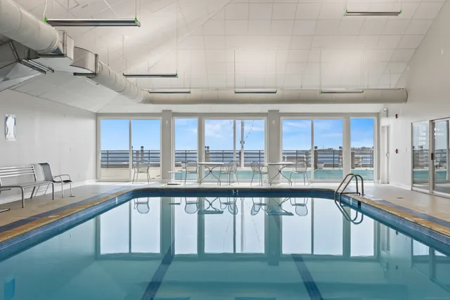 $398,000 | 117 Harbour Close, Unit C117, New Haven, CT 06519