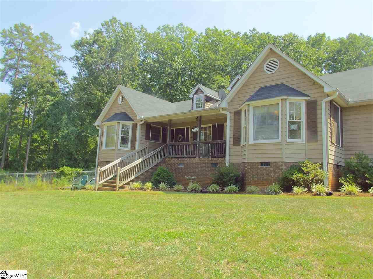 16 Fallout Shelter Road Travelers Rest, SC 29690 - Photo 4 of 30 Gallery Image 4