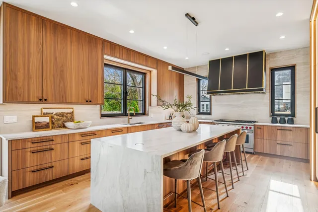 $2,399,000 | 377 Prairie Avenue, Elmhurst, IL 60126