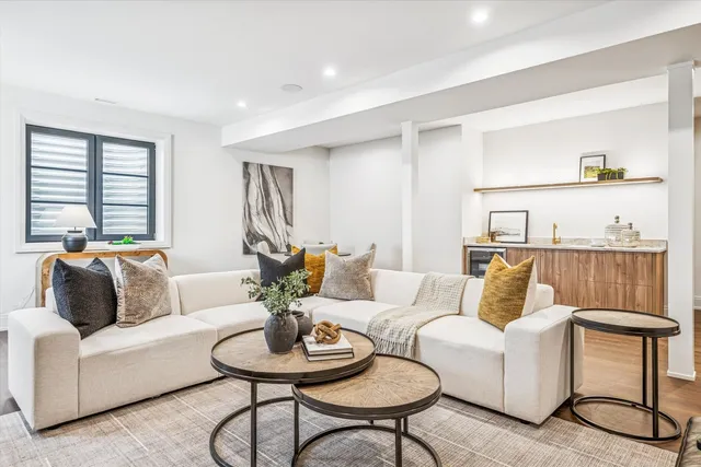 $2,399,000 | 377 Prairie Avenue, Elmhurst, IL 60126