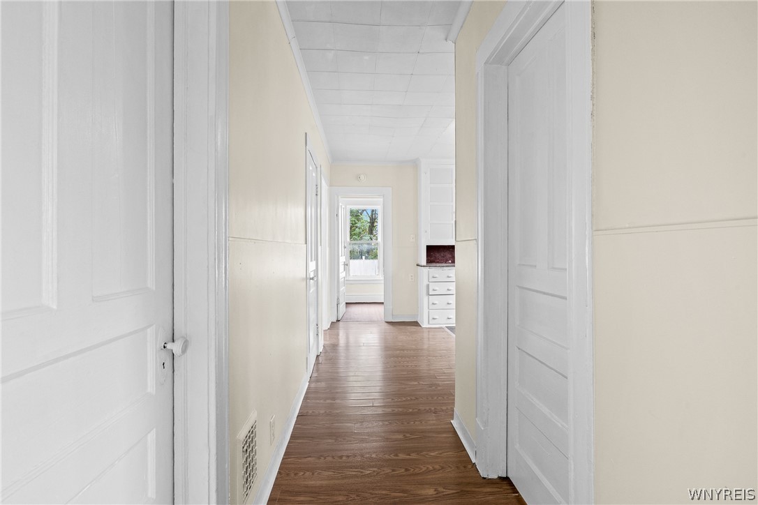 688 Riley Street Buffalo, NY 14211 - Photo 9 of 34 Gallery Image 9
