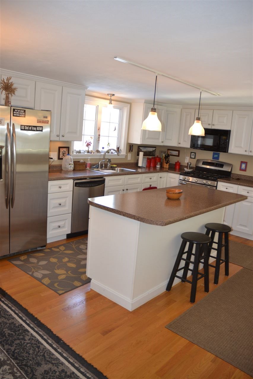 38 County Road Tuftonboro, NH 03816 - Photo 10 of 36 Gallery Image 10