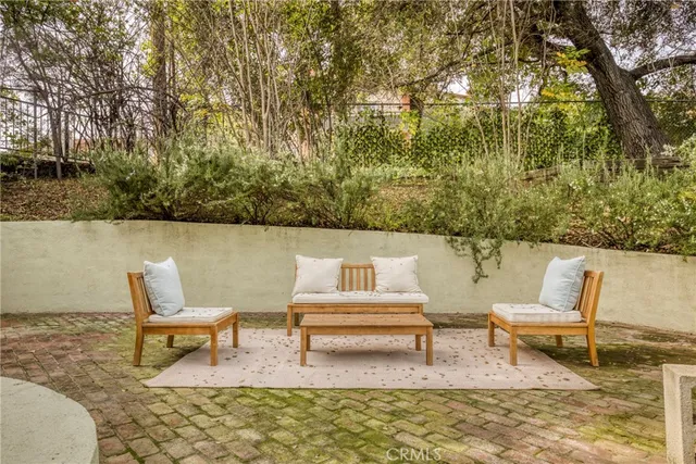 $1,850,000 | 1898-1898 Bonita Drive, Glendale, CA 91208