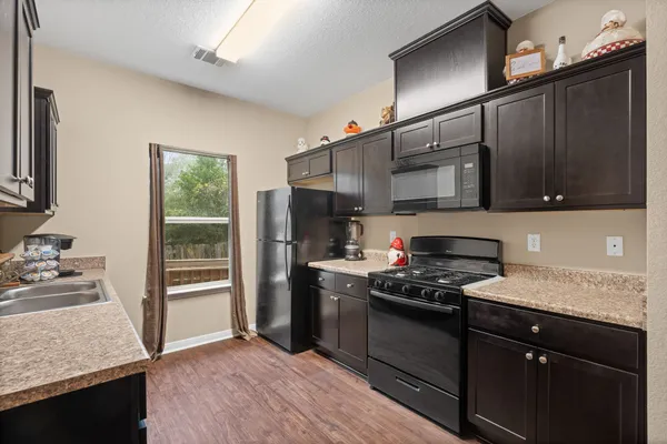 $460,000 | 11706 Bogs Court, Tomball, TX 77375