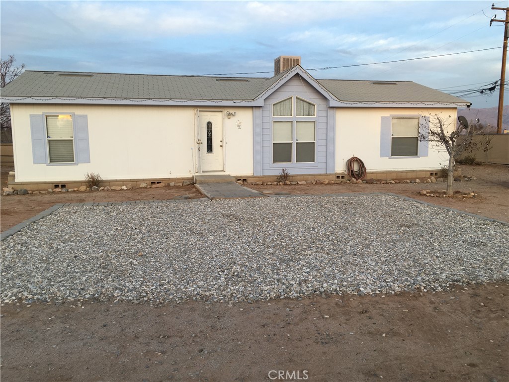 14121 Lakota Road Apple Valley, CA 92307 - Photo 29 of 40 Back house