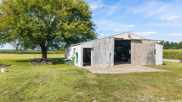 $315,000 | 12555 Selvin Road, Dale, IN 47523