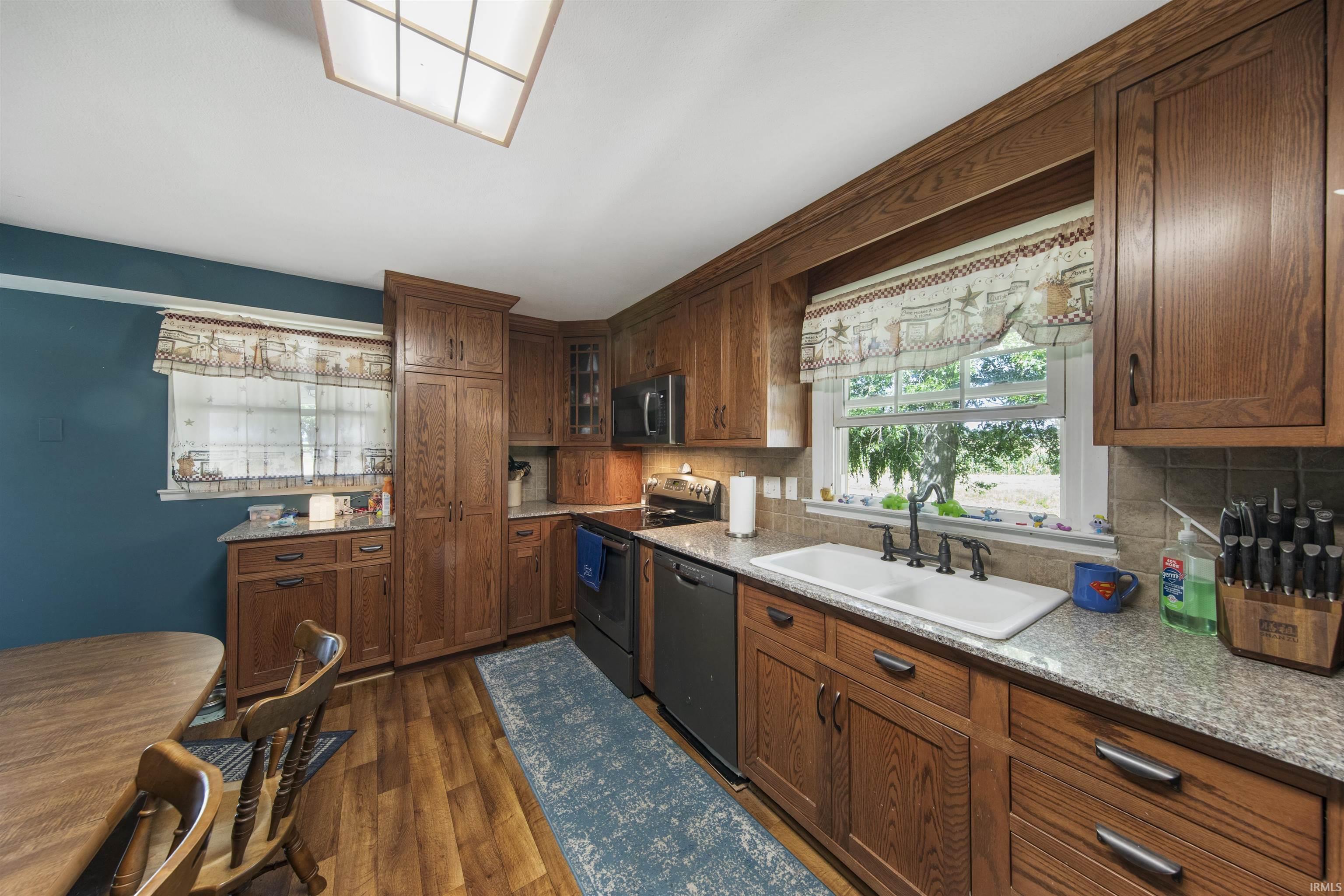 12555 Selvin Road Dale, IN 47523 - Photo 13 of 36