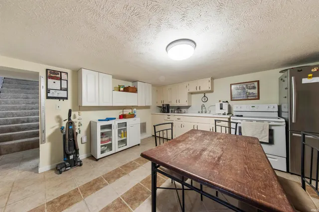 $315,000 | 12555 Selvin Road, Dale, IN 47523