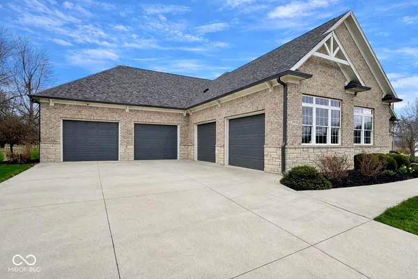 $874,900 | 3310 Guilford Lane, Plainfield, IN 46168