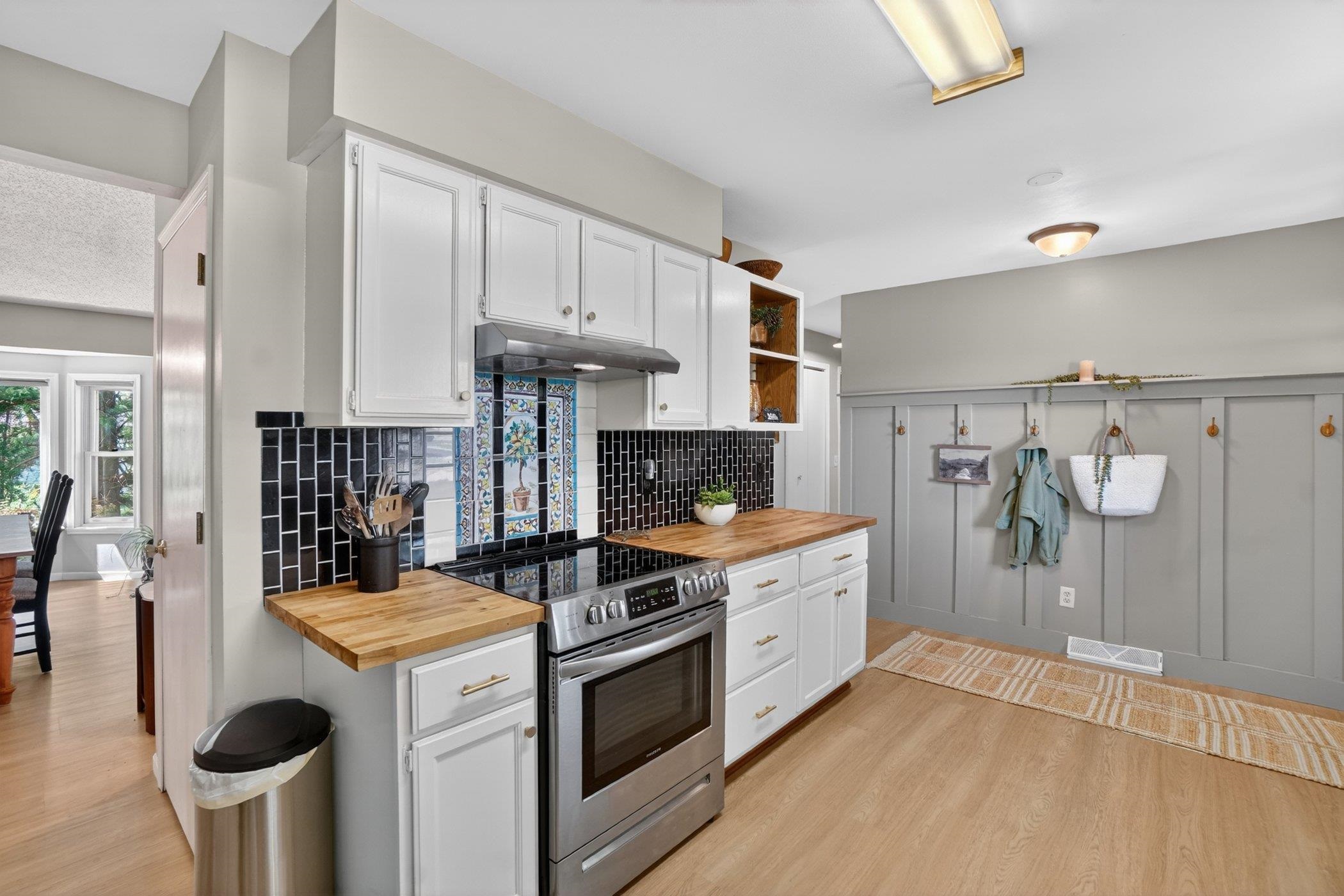 1156 12th Street Baraboo, WI 53913 - Photo 6 of 35