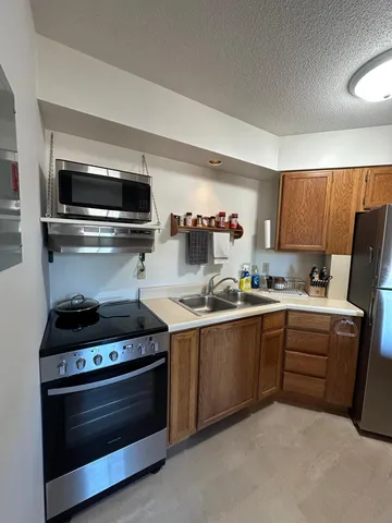 $69,950 | 200 South Freeman Avenue, Unit 206, Luverne, MN 56156