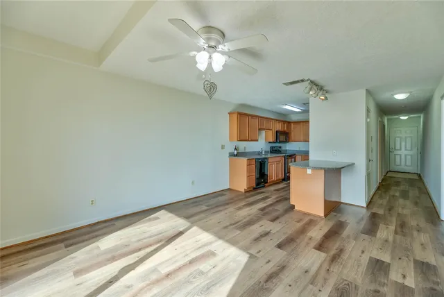 $159,000 | 445 Carolcrest Lane, Unit 212, Livingston, TX 77351