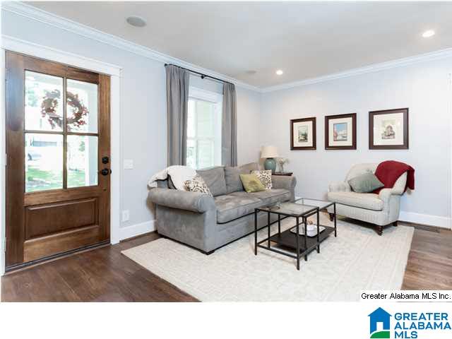 1408 Overlook Road Birmingham, AL 35209 - Photo 3 of 32 Gallery Image 3