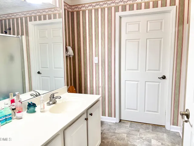 a view of a walk in closet