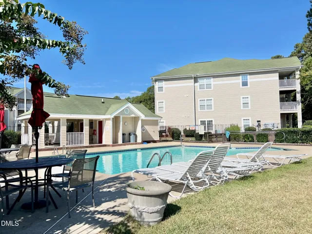 $189,900 | 3322 Harbour Pointe Place, Unit 6, Fayetteville, NC 28314