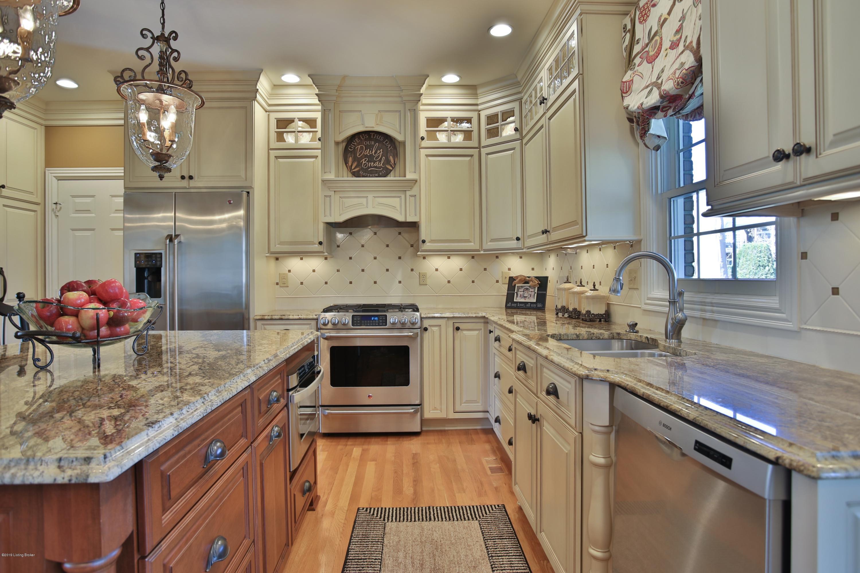 3106 Ridgemoor Court Prospect, KY 40059 - Photo 11 of 39 1-40