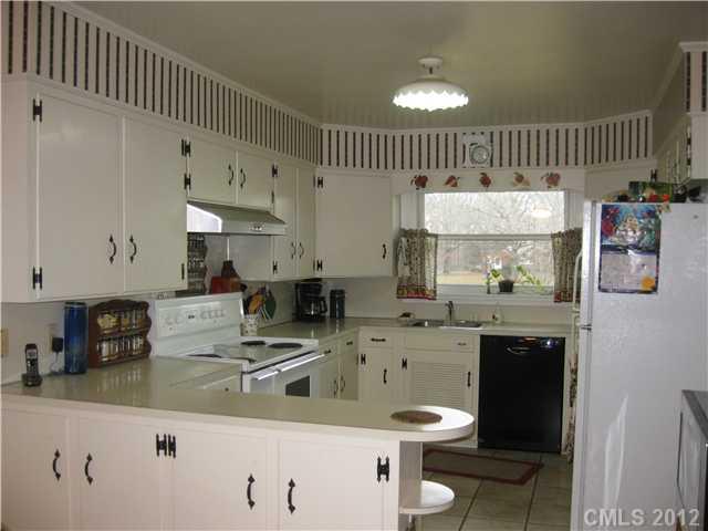 1312 Griffith Road Monroe, NC 28112 - Photo 4 of 16 Gallery Image 4