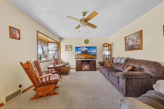 $239,900 | 234 Selby Avenue, Owatonna, MN 55060