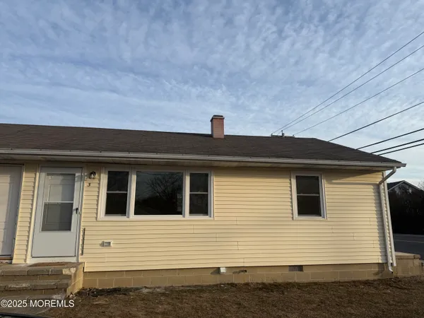 $2,100 | 616 Ocean Gate Avenue, Unit 3, Ocean Gate, NJ 08740