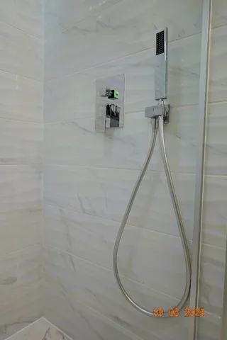 $550,000 | 808 Bridle Lane, Wheaton, IL 60187