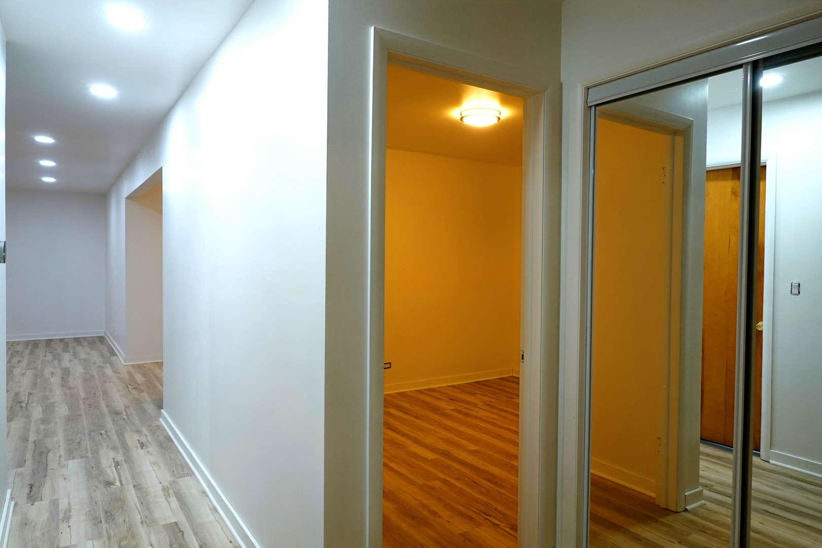 808 Bridle Lane Wheaton, IL 60187 - Photo 14 of 25