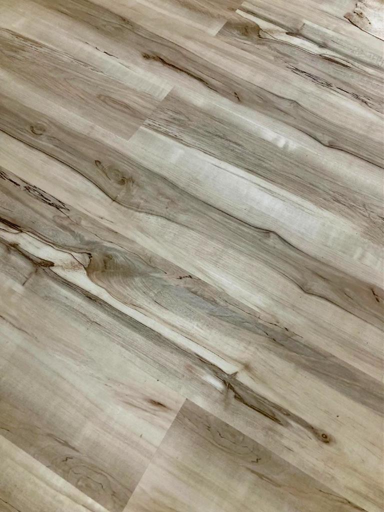 808 Bridle Lane Wheaton, IL 60187 - Photo 15 of 22 a close up of a mirror